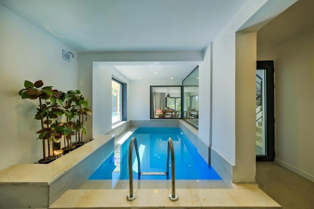 Arici Evi Delux Luxury Villa With Indoor And Outdoor Pool Fethiye Turecko